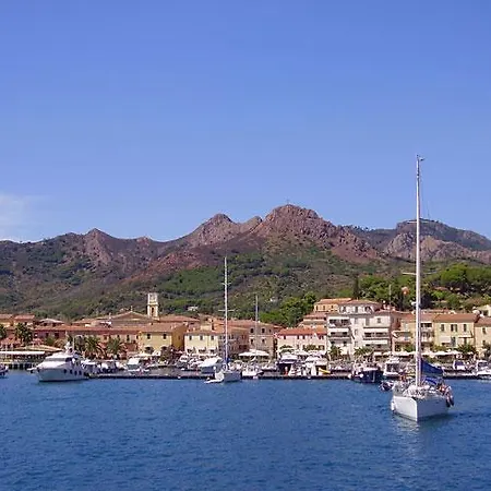 Bel Tramonto فندق