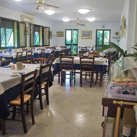 Bel Tramonto فندق بورتو أتْسورّو